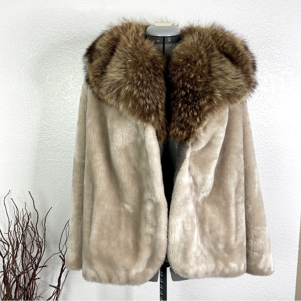 Vintage-Inspired Women's Beige Faux Fur Coat with Brown Fur Collar
